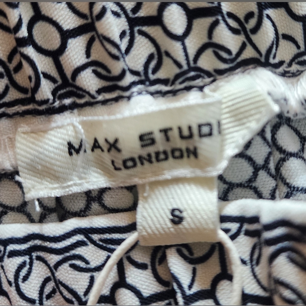 Max Studio London Black and Off White Pleated Skirt - Picture 10 of 13